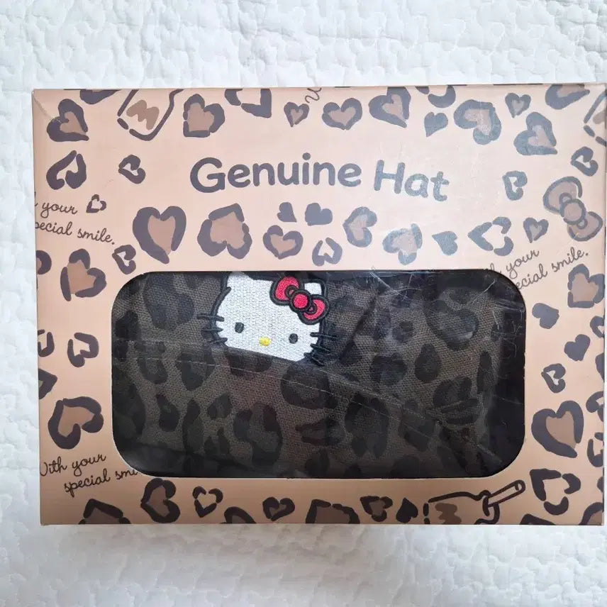 [BUNJANG] Sanrio Hello Kitty Leopard Print Hat / 산리오 헬로키티 호피 레오파드 키티 모자