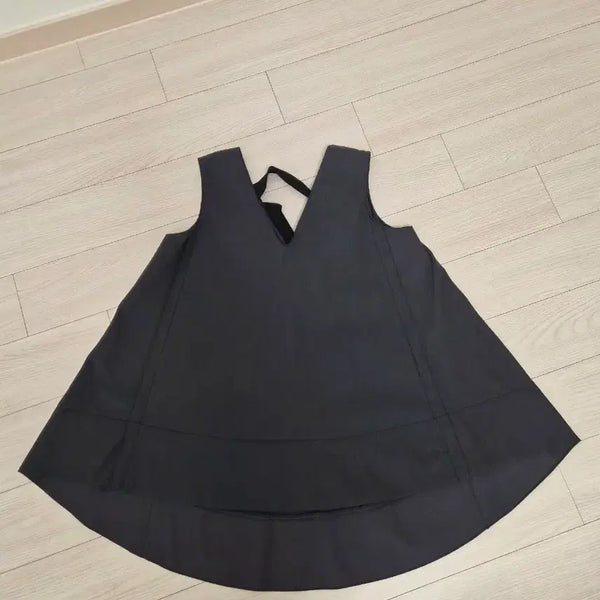 [BUNJANG] VOV Sleeveless Blouse Size 66 / 보브 나시블라우스 66사이즈