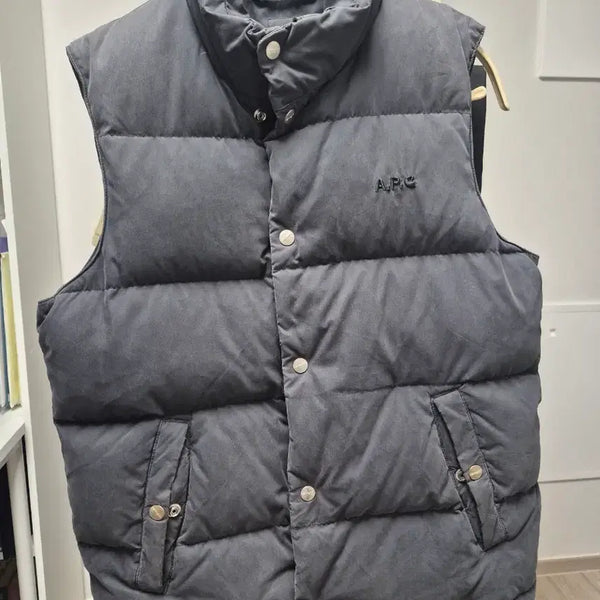 [BUNJANG] Carhartt x A.P.C. Padded Vest Size S / 칼하트XA.P.C 조끼패딩 S