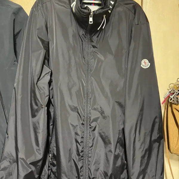 [BUNJANG] Moncler Windbreaker Jacket Black Size 105 / 몽클레어 바람막이 105사이즈