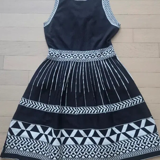 [BUNJANG] Maje Printed Midi Dress / 마쥬 원피스