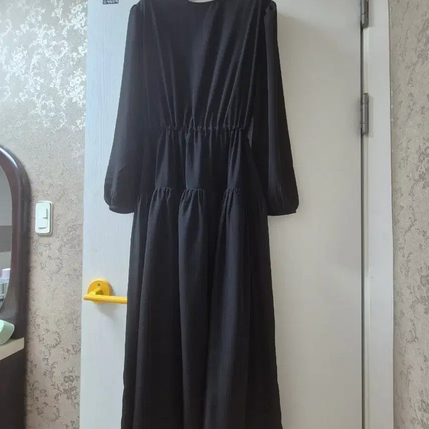 [BUNJANG] Long Black Dress / 롱 블랙 원피스