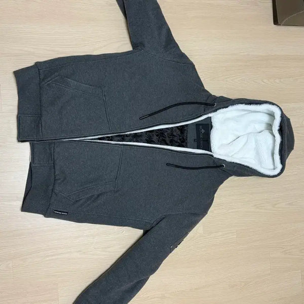 [BUNJANG] Moose Knuckles Bunny Hoodie Zip-up / 무스너클버니