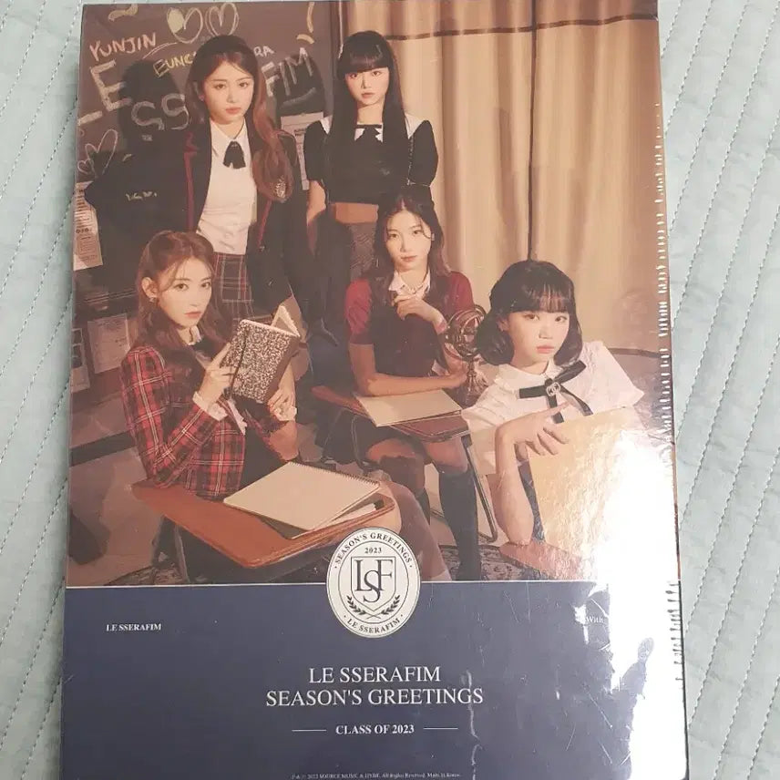 [BUNJANG] LE SSERAFIM 2023 Season's Greetings Sealed / (미개봉)르세라핌 2023 시즌그리팅 시그