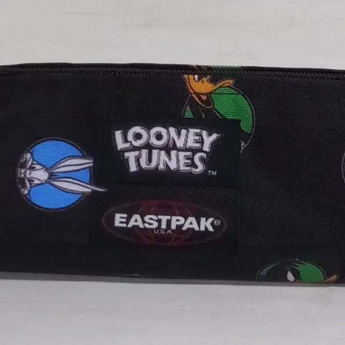 [BUNJANG] Eastpak x Looney Tunes Pouch Black Polyester / 이스트팩 루니툰즈 파우치