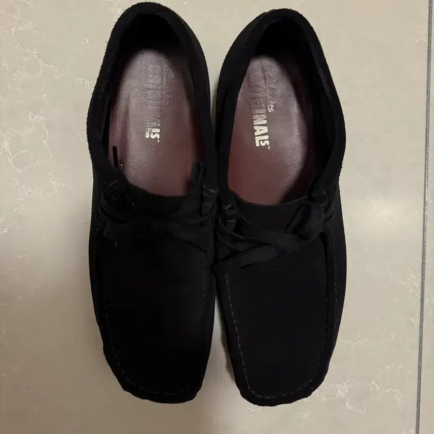 [BUNJANG] Clarks Wallabee Black Suede Shoes / 클락스 왈라비 블랙 9.5