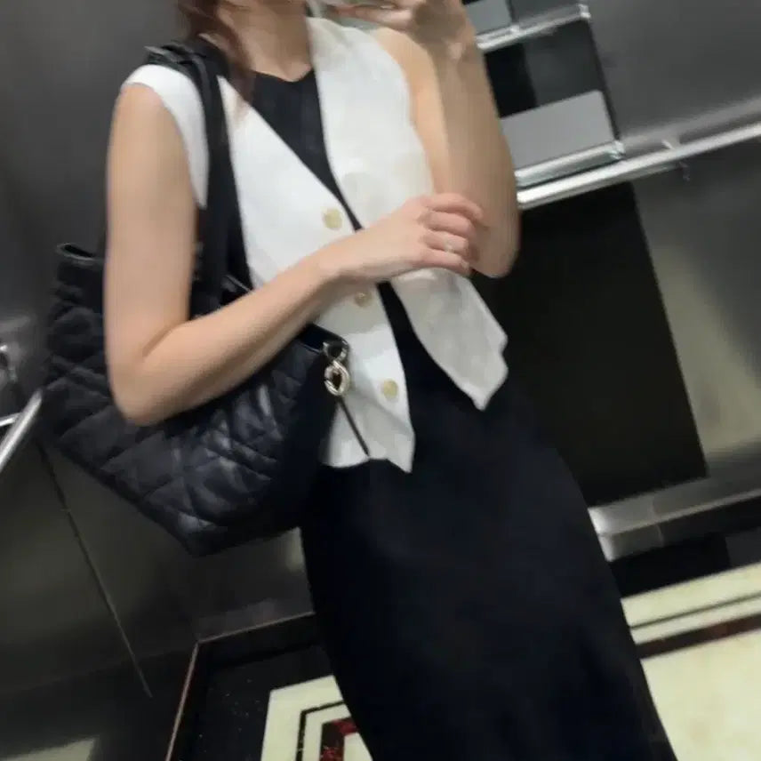 [BUNJANG] COS Satin Vest / cos 베스트