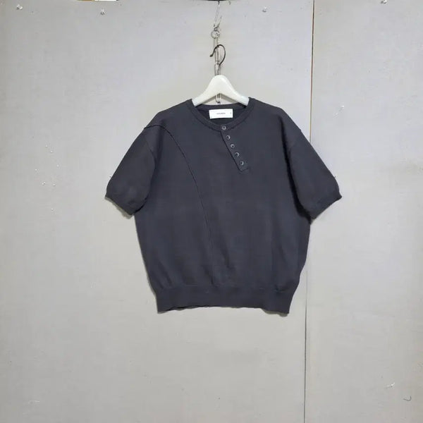 [BUNJANG] Ashley Shop Neckline Diagonal Button Knit FF (One Size) / 목선사선단추 니트 FF   n6455