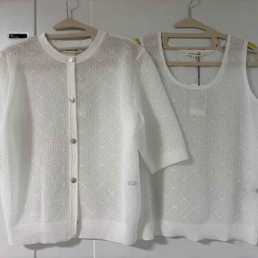 [BUNJANG] The Cashmere Half Cardigan and Camisole Set / 더캐시미어 하프 가디건 나시 세트(새상품)