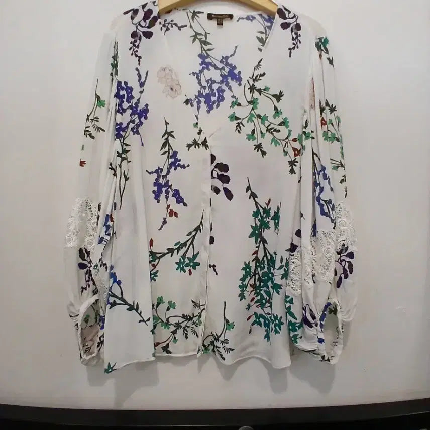 [BUNJANG] Massimo Dutti Floral Pattern Blouse / Massimo Dutti 마시모두띠  블라우스 플라워패턴