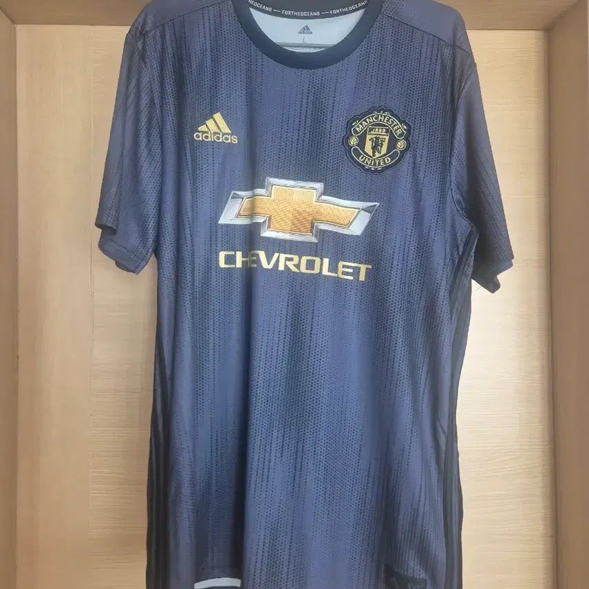 [BUNJANG] Manchester United Pogba 18/19 Champions League Jersey (L) / 18/19 맨유 포그바 챔스 새유니폼