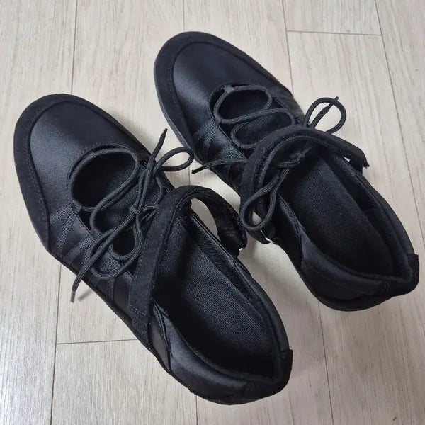 [BUNJANG] GU Ballerina Sneakers - Size 235 / 발레리나 운동화 235 일본 GU구매 새것