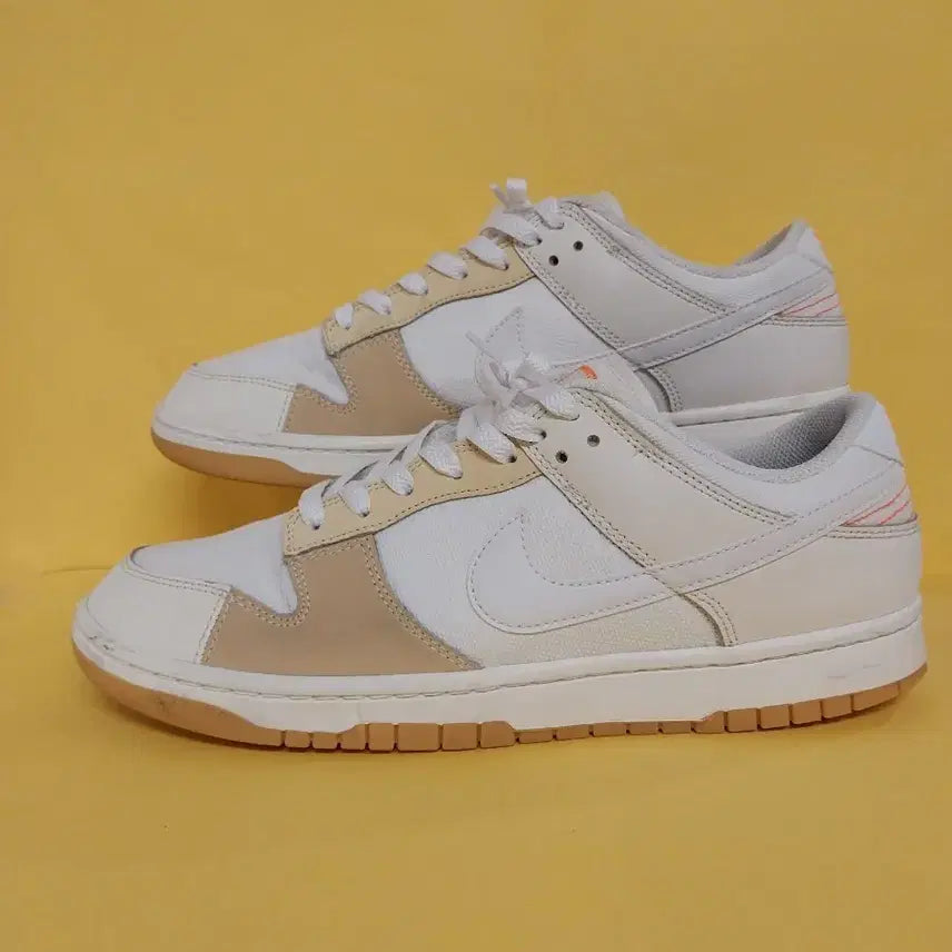 [BUNJANG] Nike Dunk Low SE Pale Vanilla Men's Sneakers (275) / 남성 나이키 운동화 (275)
