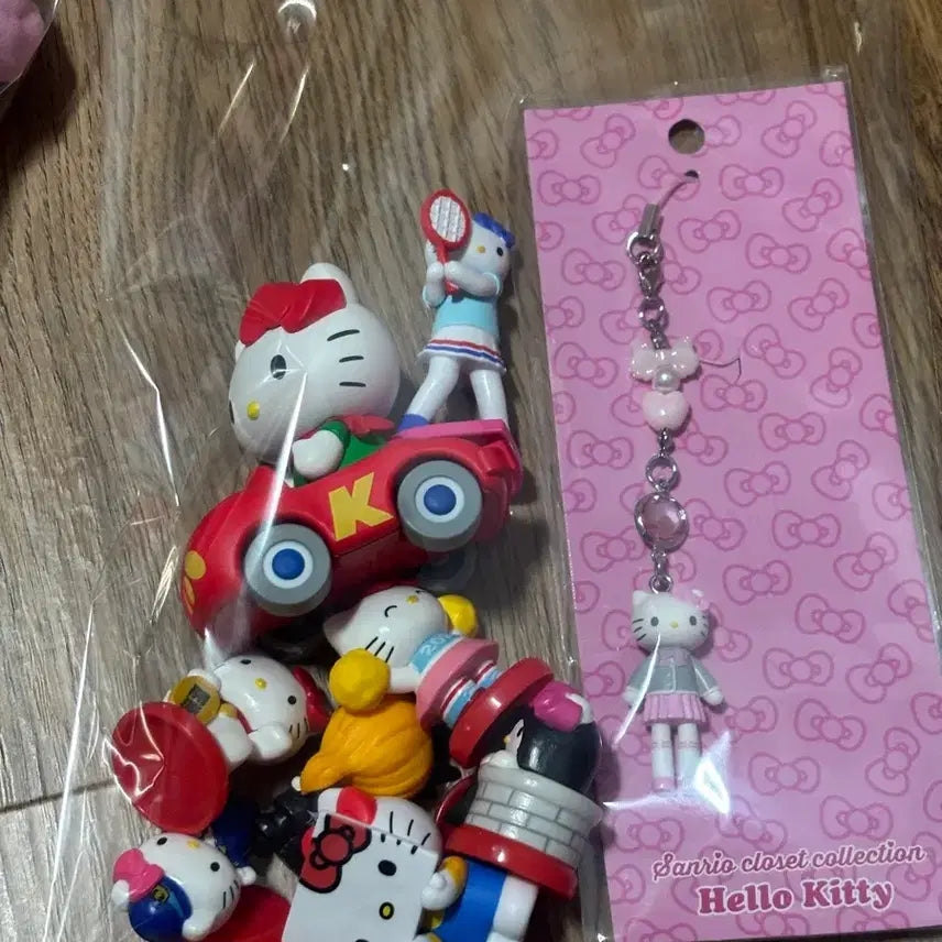 [BUNJANG] Long-Legged Kitty & Choco Egg Classic Figure Set / 롱다리 키티 + 초코에그 고전 피규어 등