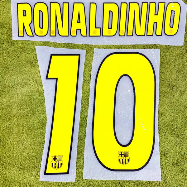 [BUNJANG] FC Barcelona 2005-2006 Ronaldinho Home Jersey Name Set / 05-06 바르셀로나 홈 호나우지뉴 유니폼 네임셋 축구 마킹 딩요 리이슈