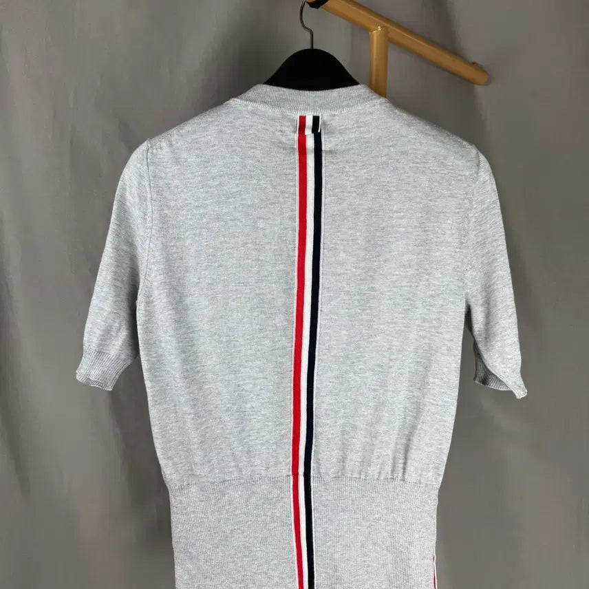 [BUNJANG] Thom Browne Back 3-Stripe Intarsia Short Sleeve Knit - Size 38 / 38size) 정품 새상품 톰브라운 백삼선 인타르시아 반팔 니트