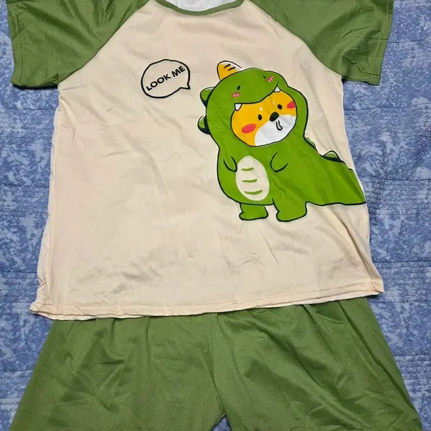 [BUNJANG] Dinosaur Printing Pajama Set / 공룡 프린팅 파자마 세트