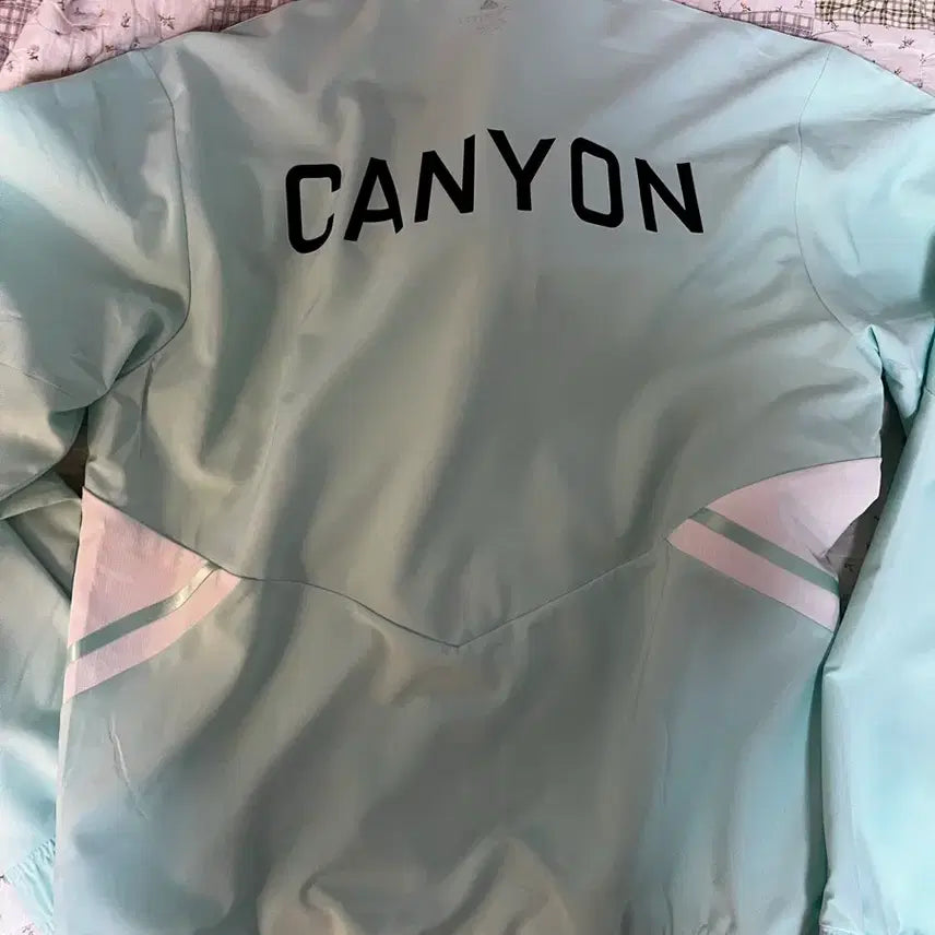 [BUNJANG] DAMWON KIA Windbreaker Jacket Canyon Edition / 22담원 기아 바람막이 캐니언 마킹