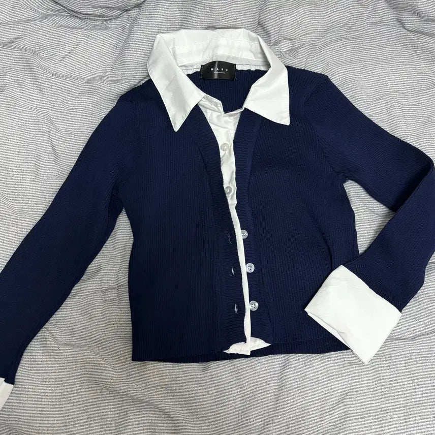 [BUNJANG] Navy White Layered Crop Cardigan / [새상품] 대구 동성로 보라 옷가게 네이비 화이트 가디건 레이어드 크롭
