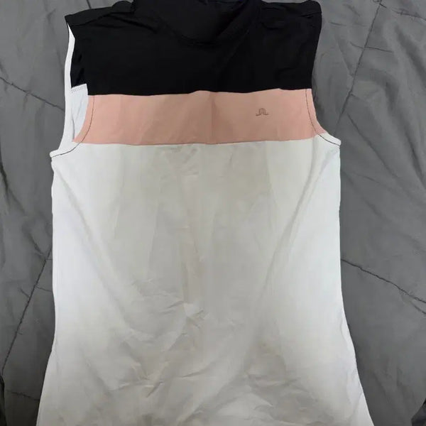 [BUNJANG] J.LINDEBERG Sleeveless Golf Wear Top / J.LINDEBERG 민소매 골프웨어 블랙/핑크/화이트
