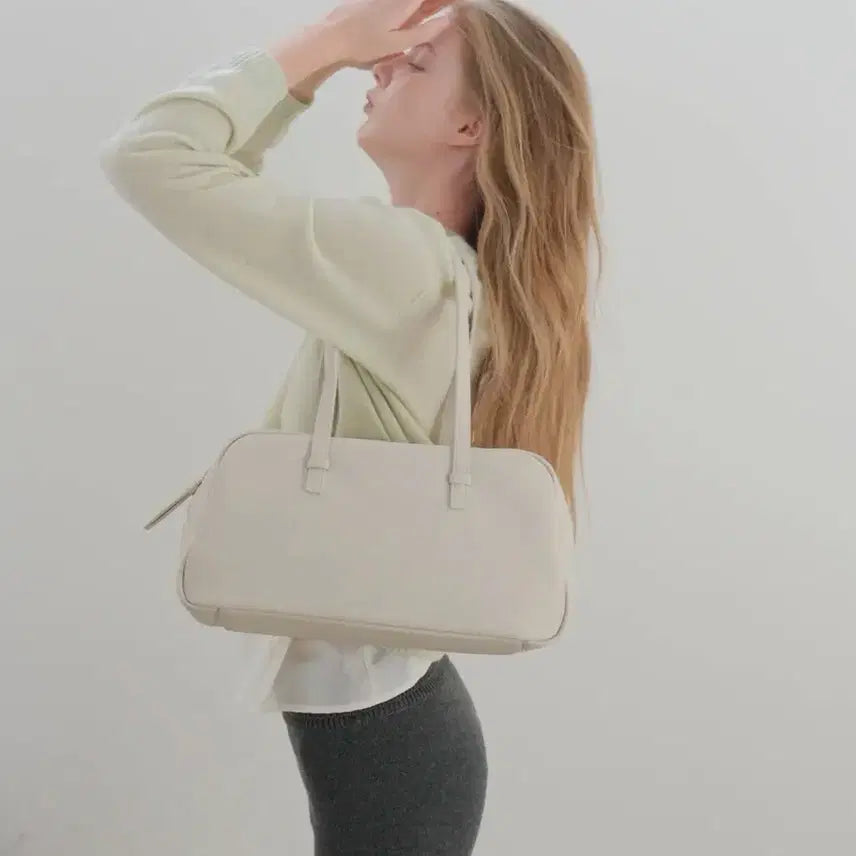 [BUNJANG] Rohenit Besto Shoulder Bag Mute Ivory / 로헤닛 베스토 숄더백 뮤트 아이보리
