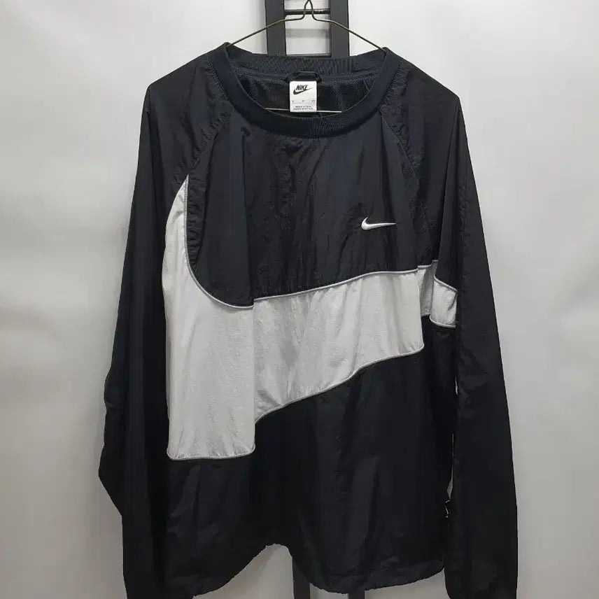 [BUNJANG] Nike Big Swoosh Woven Pullover Jacket Black XL / 나이키 빅스우시 바람막이 맨투맨 우븐 풀오버 자켓 블랙 xl