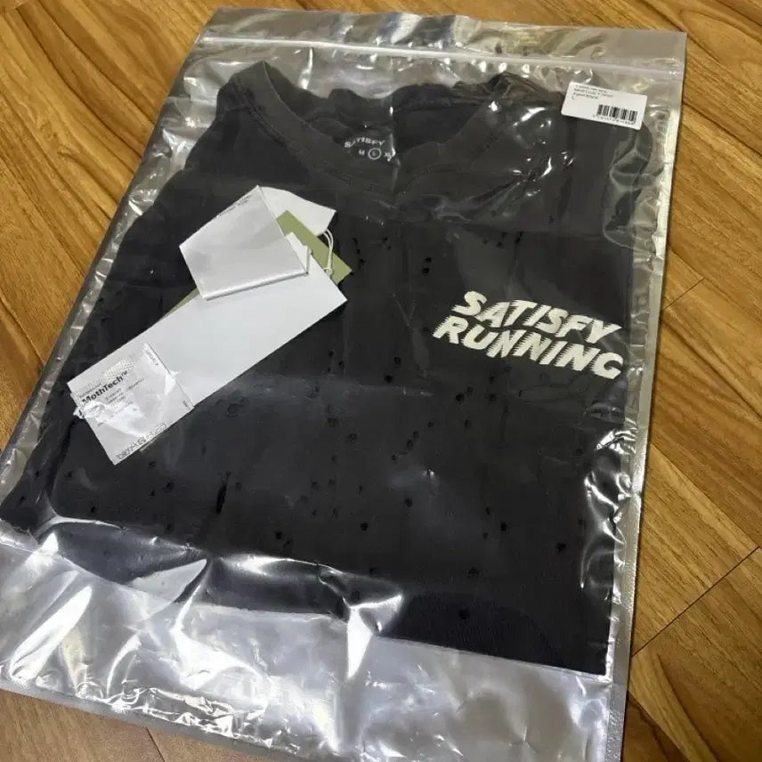 [BUNJANG] Satisfy Mostech T-Shirt L / 새티스파이 모스테크 티셔츠 L