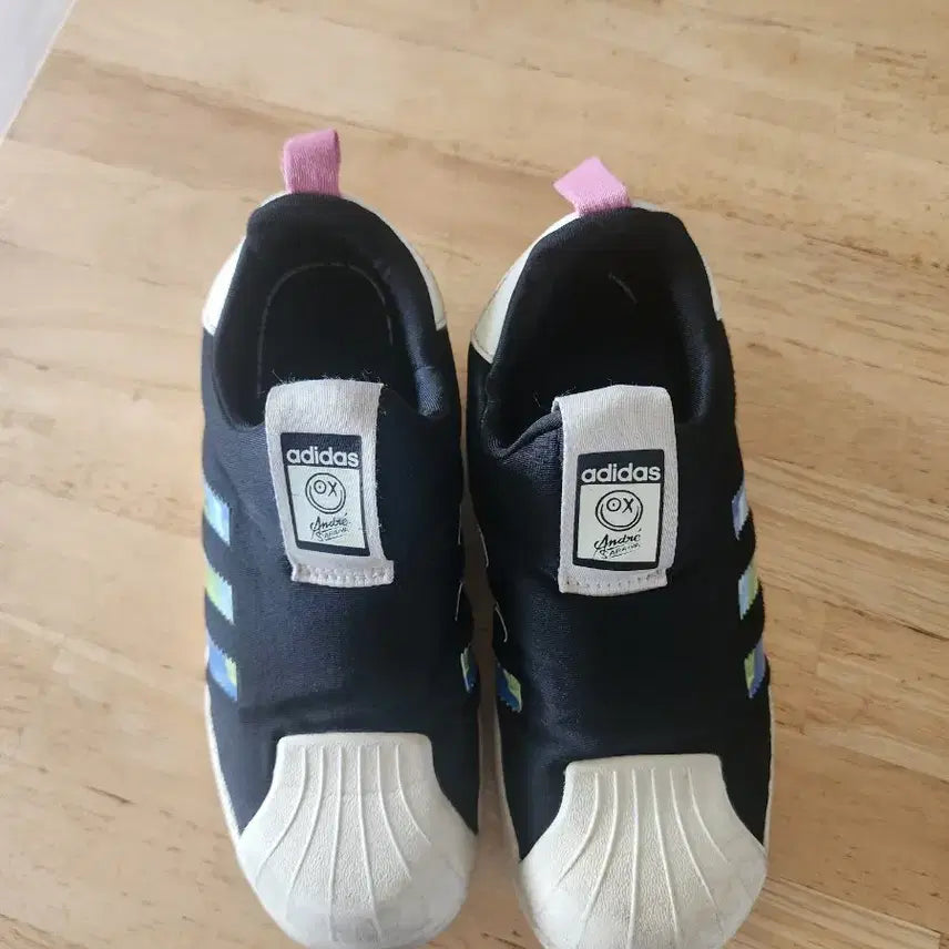 [BUNJANG] Adidas 210 All-in-One Sneakers / 아디다스 210 일체형 운동화 스니커즈