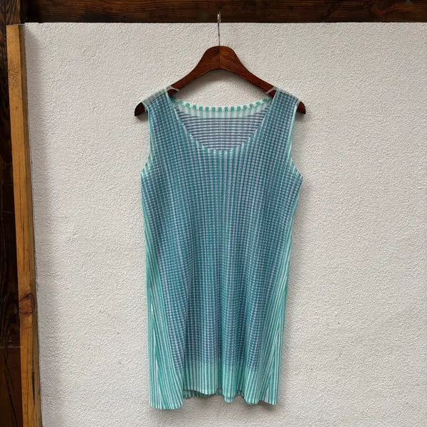 [BUNJANG] Pleats Please Issey Miyake Sleeveless Top / 플리츠플리즈 나시탑