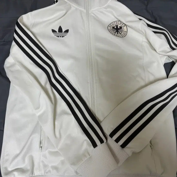 [BUNJANG] Adidas Beckenbauer Track Top White / 아디다스 독일 베켄바우어 트랙탑