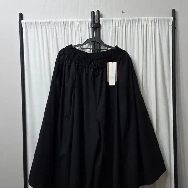[BUNJANG] Ziozia Black Wide Pants / 지스튜디오 블랙 와이드 팬츠