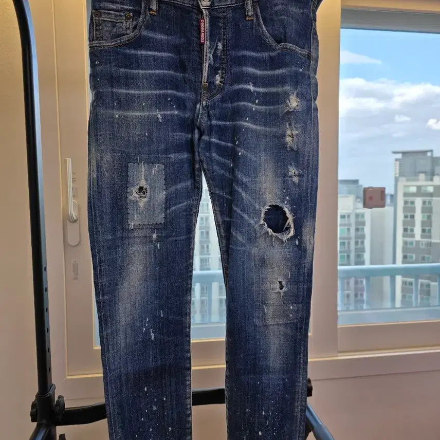 [BUNJANG] Dsquared2 Cat Wash Skater Fit Jeans (Size 44) / 정품 디스퀘어드2 캣워싱 스케이터핏 44