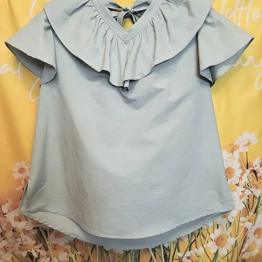 [BUNJANG] It Misha Mint Frill Blouse (Size M) / M]  잇미샤 프릴 블라우스 민트색
