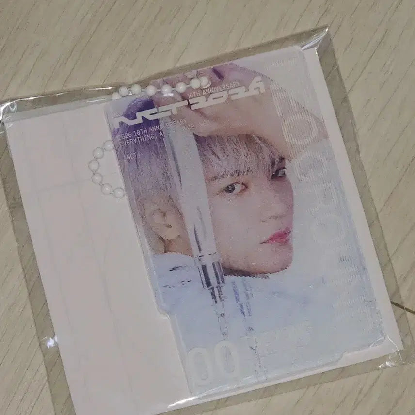 [BUNJANG] NCT 10th Anniversary Neo City: Seoul 'NCT HOME' Taeyong Lenticular Keychain (Sealed) / 엔시티 10주년 팝업 네오그라운드 태용 렌티큘러 키링 미개봉