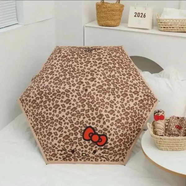 [BUNJANG] Sanrio Hello Kitty Leopard Pattern 3-Section Folding Umbrella (Authentic/New) / 산리오 헬로키티 레오파드 패턴 3단 접이식 양우산(정품/새상품)