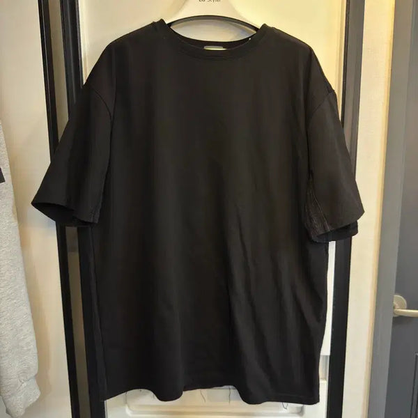 [BUNJANG] EXLIM EP.6 02 Short-Sleeve T-Shirt Black / [L]엑슬림 EP.6 02 반팔 티셔츠 블랙