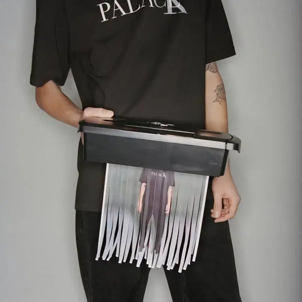[BUNJANG] Palace x Calvin Klein Collaboration Logo T-Shirt / 팔라스 캘빈 콜라보 반팔티셔츠