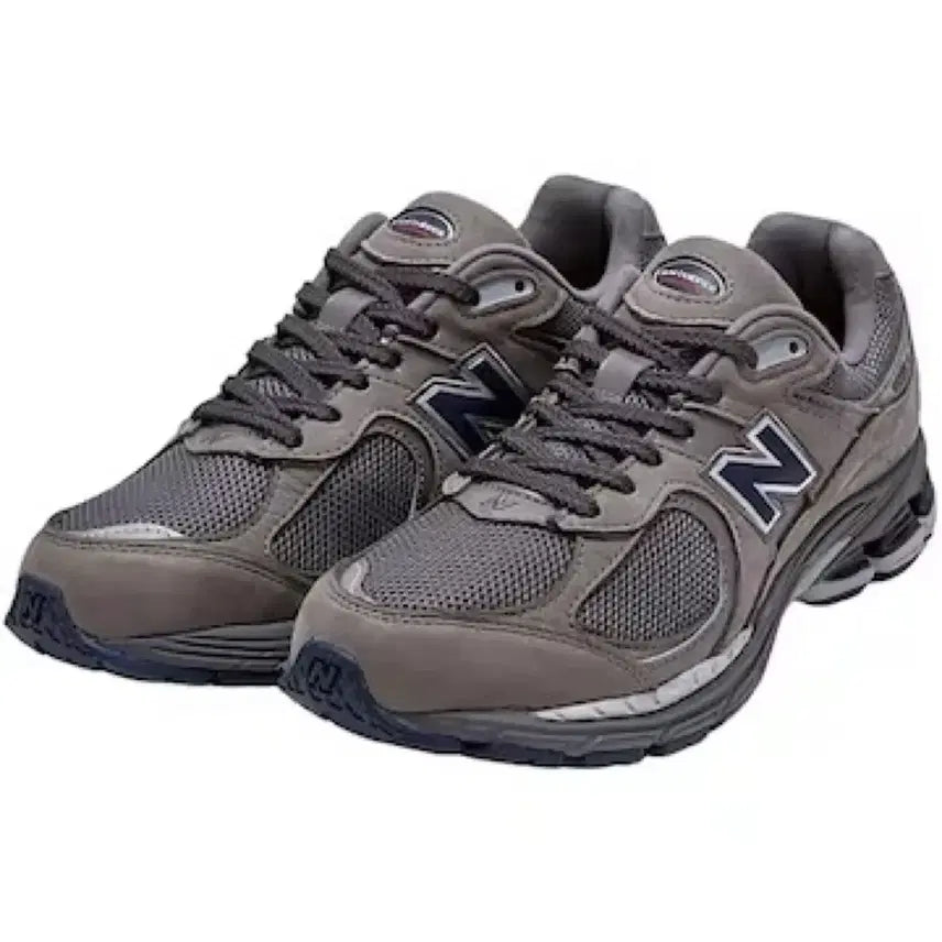 [BUNJANG] New Balance 2002R Grey Sneakers / 뉴발란스 2002R 운동화 그레이 270mm