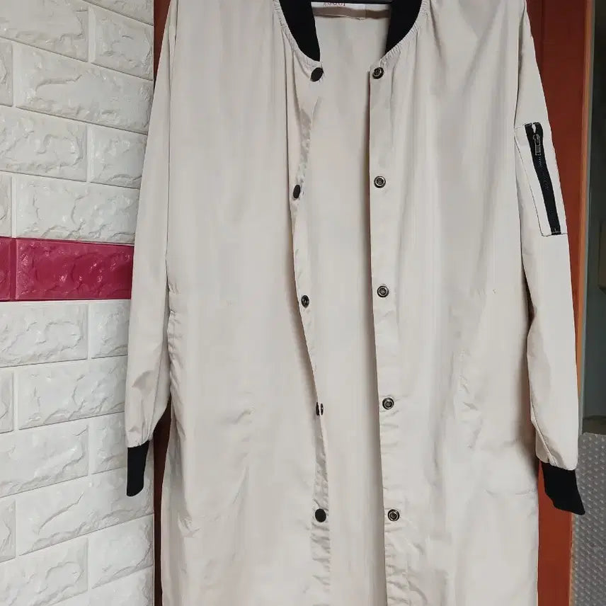 [BUNJANG] Beige Bomber Jacket L Size / 베이지색 항공점퍼 L사이즈