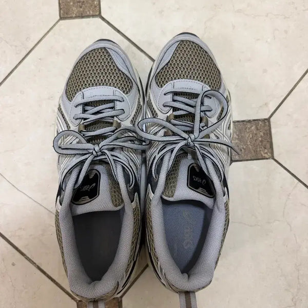 [BUNJANG] ASICS Gel-Quantum Kinetic Pepper Cement Grey Sneakers / 아식스 젤 퀸텀 키네틱 페퍼 시멘트 그레이