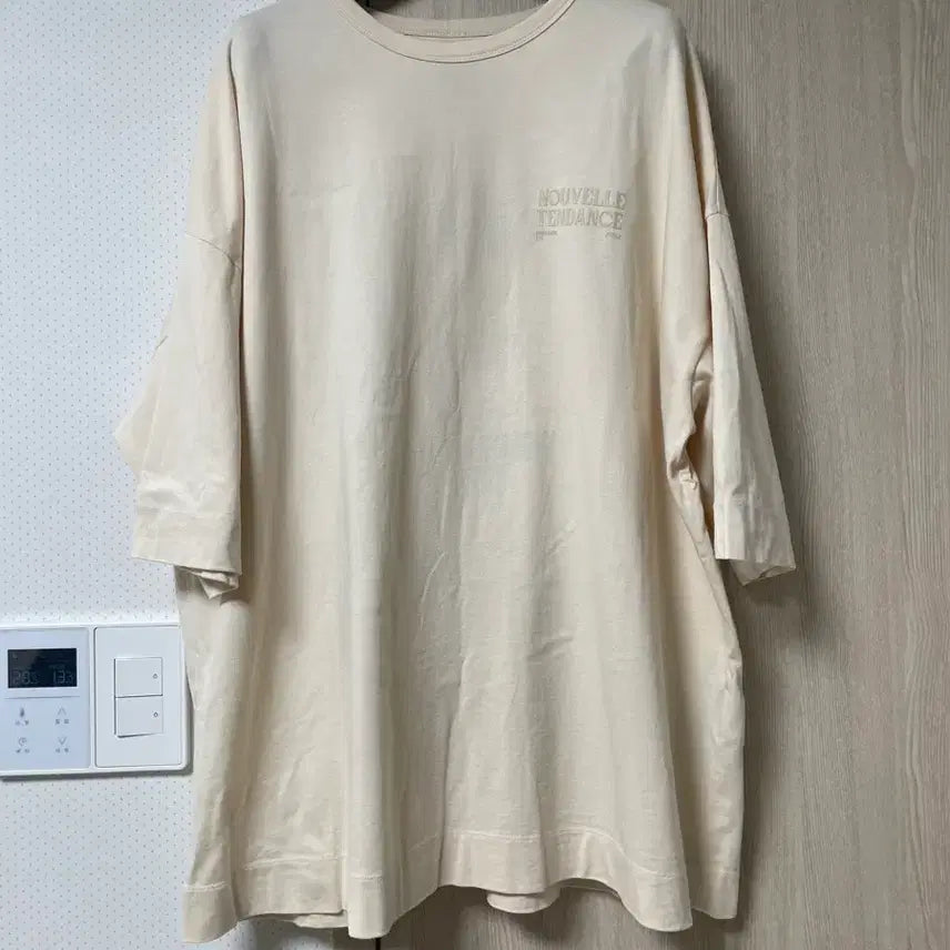 [BUNJANG] Juun.J Embroidered Back Logo T-Shirt Ivory M / 준지 아이보리 자수 백로고 반팔, M사이즈