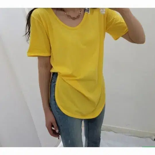 [BUNJANG] Plus Size Yellow Patch V-Neck Short Sleeve T-Shirt / 새상품 빅사이즈 패치 옐로우 유브이넥 반팔티
