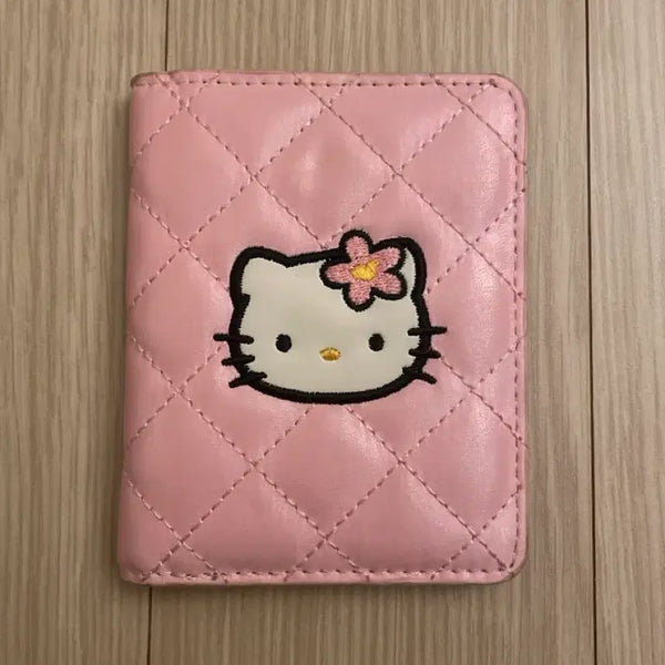 [BUNJANG] Hello Kitty Quilting Wallet / 키티 퀄팅 지갑