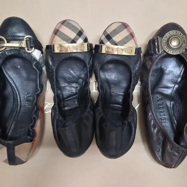 [BUNJANG] Burberry Check Pattern Buckle Detail Flat Shoes / 정품) 버버리 플랫슈즈