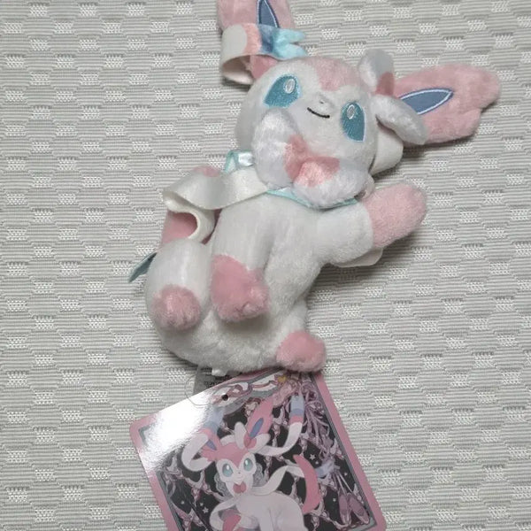 [BUNJANG] Pokemon Sylveon High Five Plush Doll / 포켓몬스터 포켓몬 님피아 하이파이브 봉제 인형