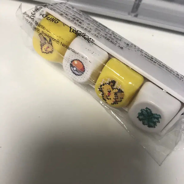 [BUNJANG] Tony Moly Pikachu Kkaps Keyring / [미개봉] 올리브영 성수 팝업 토니모리 포켓몬 키캡 키링 피카츄