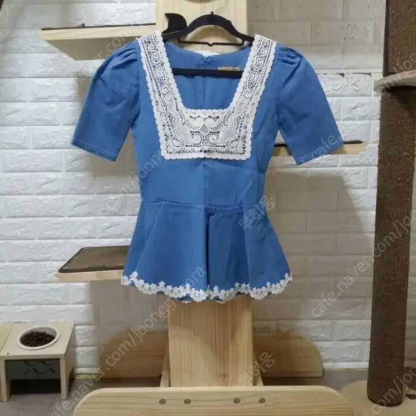 [BUNJANG] Denim Lace Flare Blouse / 새상품 데님 레이스 플레어bl