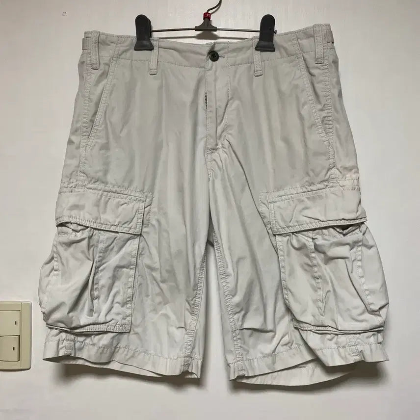 [BUNJANG] GAP M65 Half Pants Size 32 / [GAP] 갭 M65 하프팬츠 32사이즈