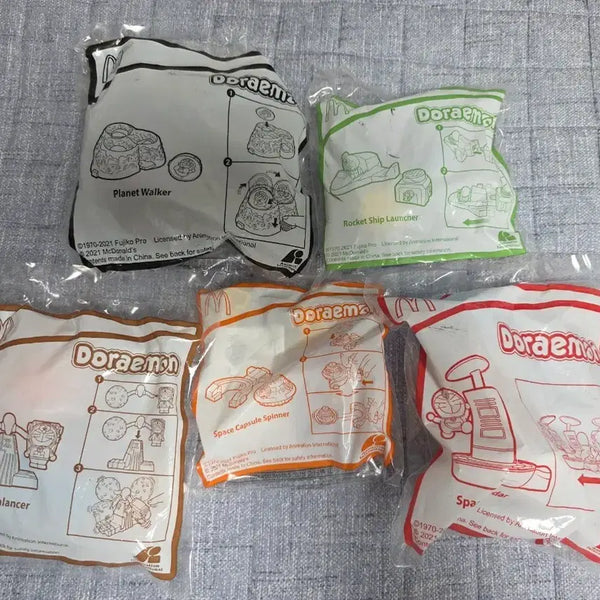 [BUNJANG] McDonald's Doraemon Happy Meal Bundle Set / 맥도날드 해피밀 도라에몽 5개 일괄
