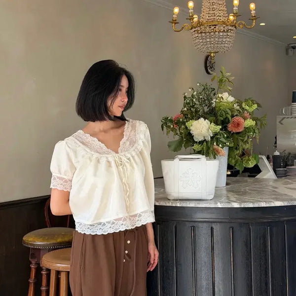 [BUNJANG] Lace Blouse Cream / 레이스블라우스 크림색